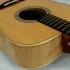Akustische Gitarre guter Sound und professionell gefertigt.