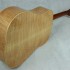 Akustische Gitarre guter Sound und professionell gefertigt.